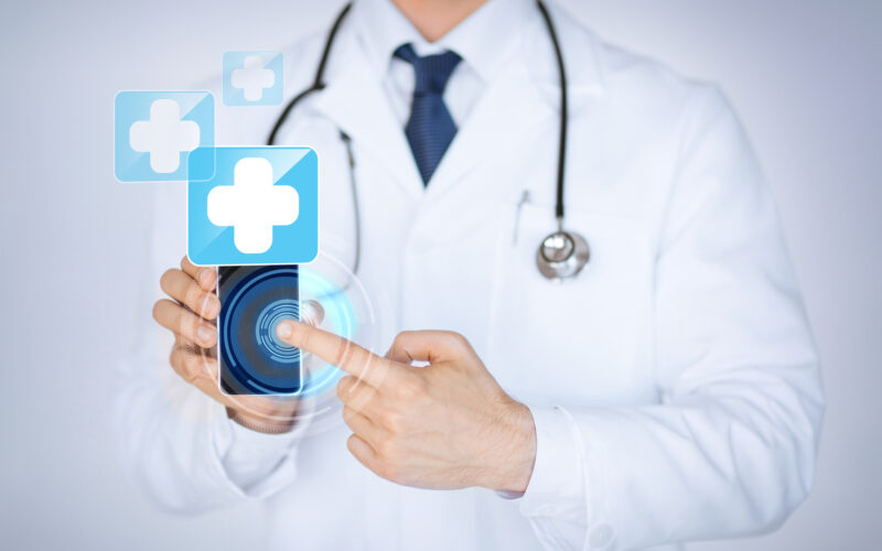 Top 3 Apps for Listing Doctors to Practice Online